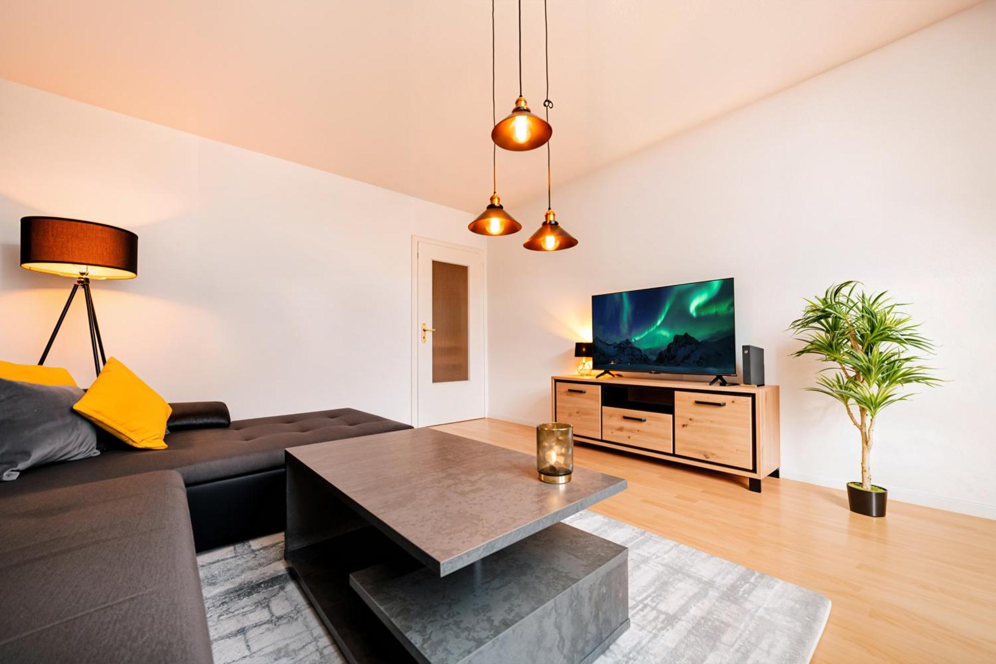 Smart Home - Essen - Perfect For 5 Guests! Central - Balcony - Netflix - Free Parking Zone Екстериор снимка